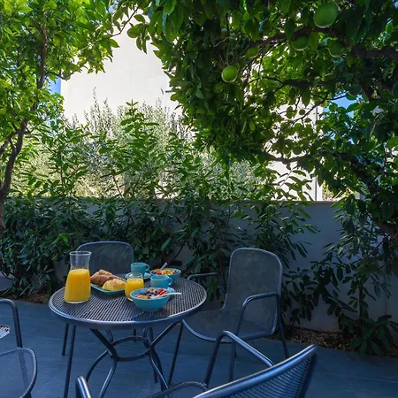 Lemon Garden - In Dubrovnik Apartment *