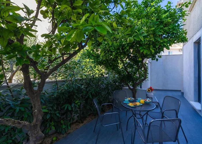 Lemon Garden - In Dubrovnik * مْليني