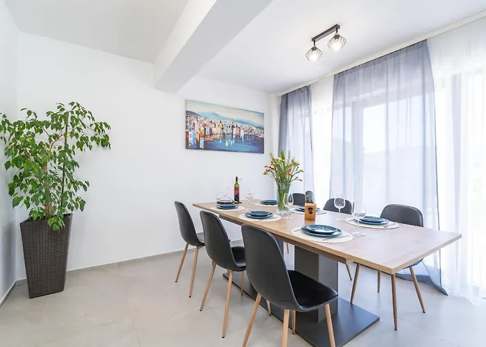 Lemon Garden - In Dubrovnik * مْليني